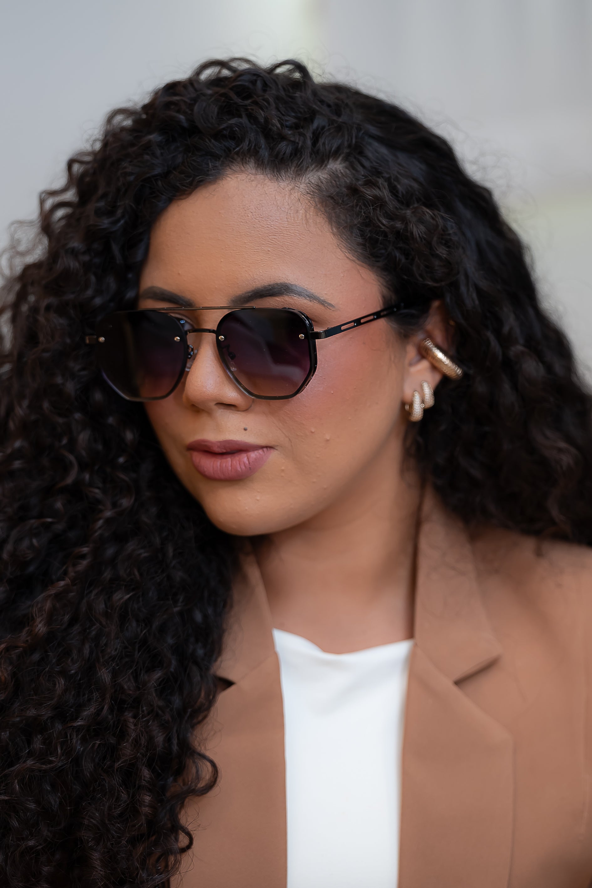 Óculos Solar Lumini Preto  – Coleção Essence